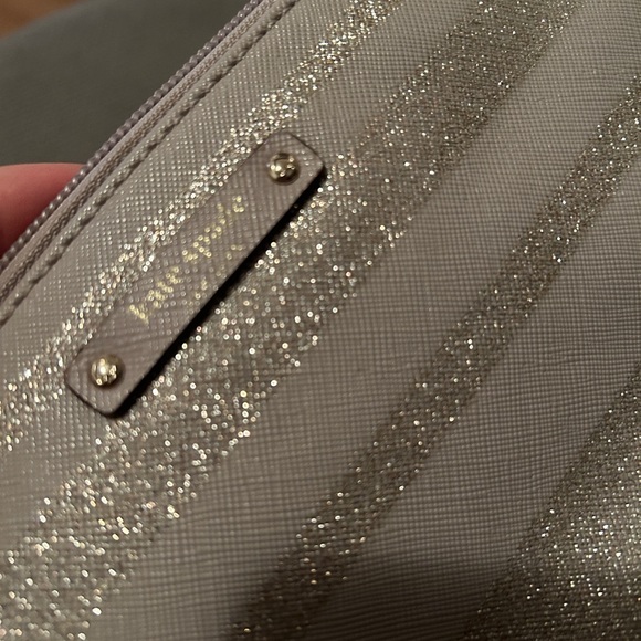 Sparkly Kate Spade crossbody! - Picture 3 of 5